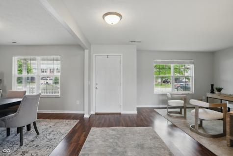 6552 Hunters Ridge S Zionsville IN 46077