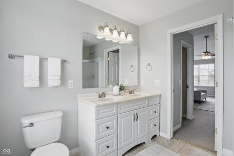 6552 Hunters Ridge S Zionsville IN 46077