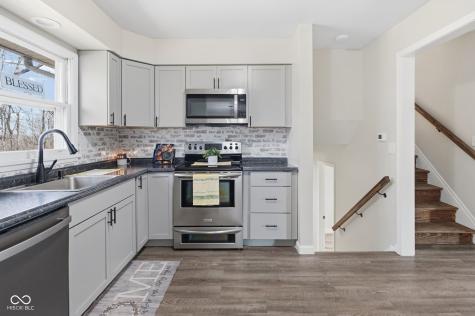 100 Foxwood Court Lafayette IN 47905