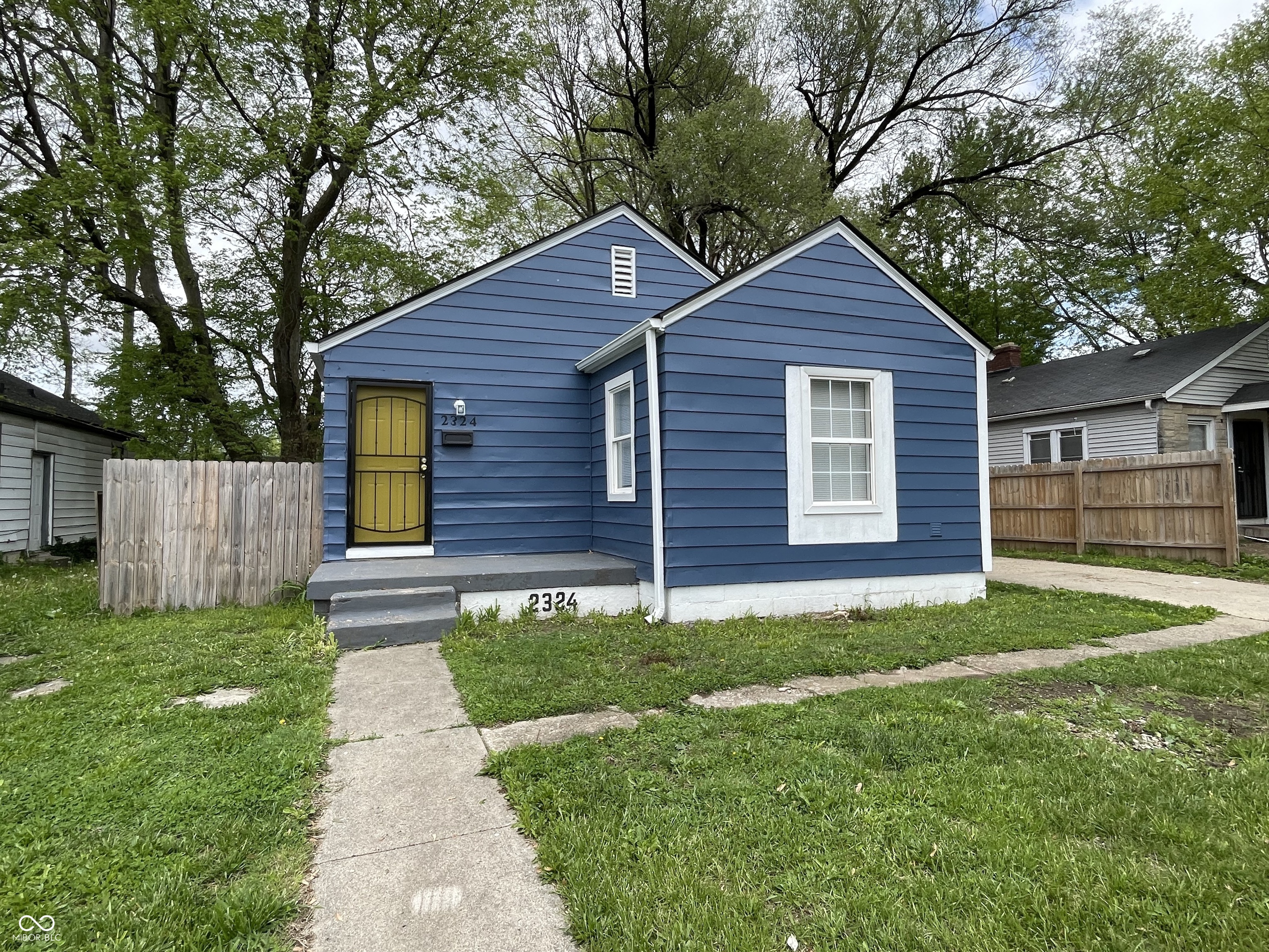 2324 E 36th Street Indianapolis IN 46218