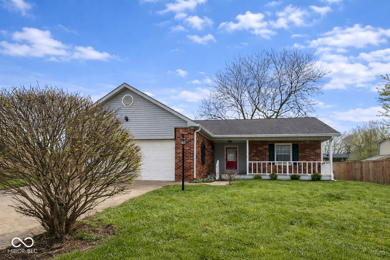 8825 Darkwood Drive Indianapolis IN 46234