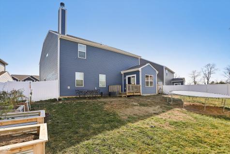 1664 Woodside Circle Franklin IN 46131