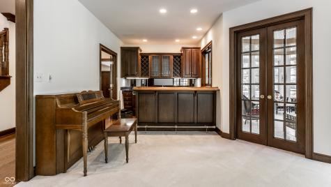 14300 Oakbrook Court Carmel IN 46033