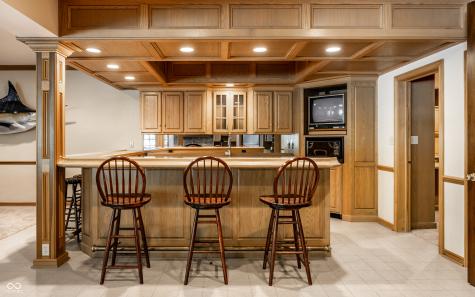 14300 Oakbrook Court Carmel IN 46033