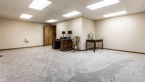 14300 Oakbrook Court Carmel IN 46033