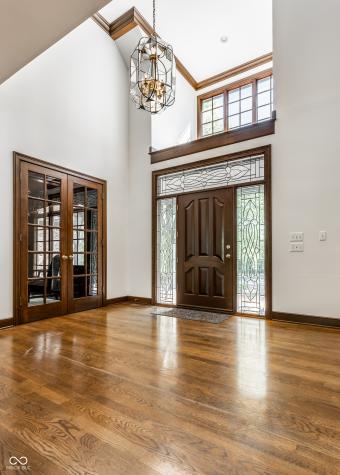 14300 Oakbrook Court Carmel IN 46033