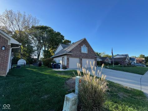 388 N Greenbriar Drive Greenwood IN 46142