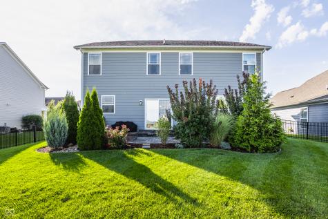 6318 Sugar Maple Drive Zionsville IN 46077
