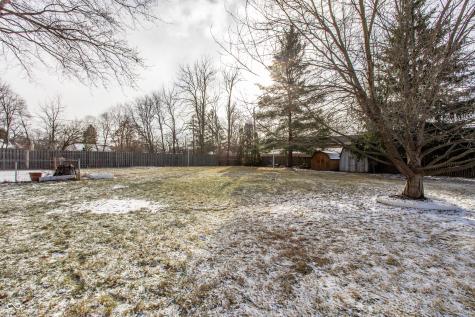 647 Spring Mill Lane Indianapolis IN 46260