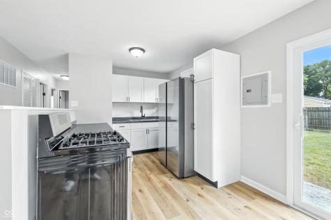 11 Digby Court Indianapolis IN 46222