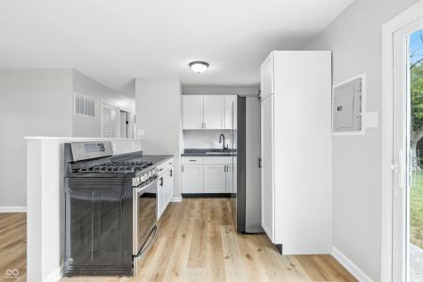 11 Digby Court Indianapolis IN 46222