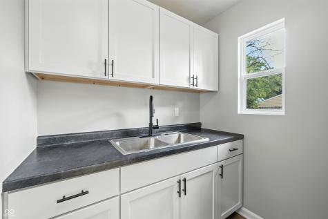 11 Digby Court Indianapolis IN 46222
