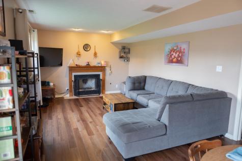 10045 Twyckenham Court Indianapolis IN 46236