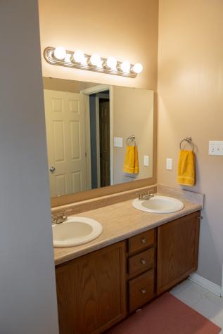 10045 Twyckenham Court Indianapolis IN 46236