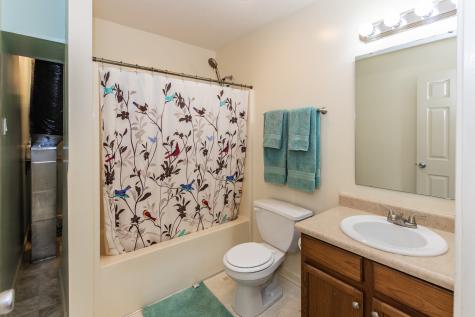 10045 Twyckenham Court Indianapolis IN 46236