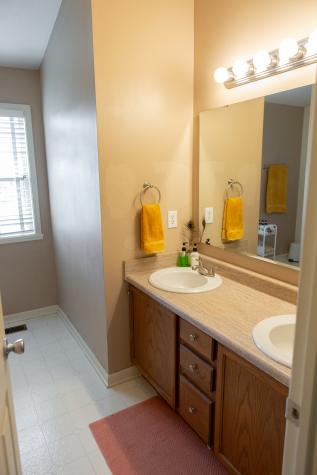 10045 Twyckenham Court Indianapolis IN 46236