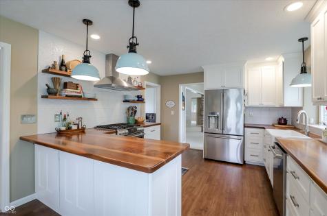 315 Rockwell Court Zionsville IN 46077