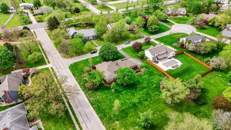 315 Rockwell Court Zionsville IN 46077