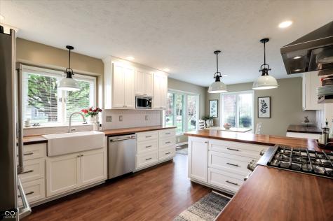 315 Rockwell Court Zionsville IN 46077
