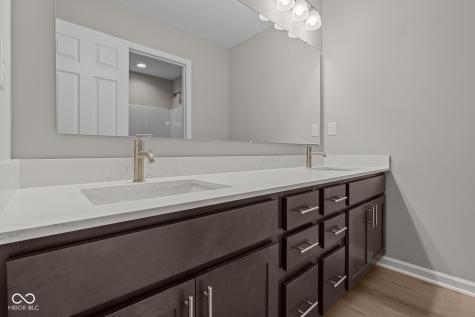 10627 Banyan Wood Court Indianapolis IN 46239