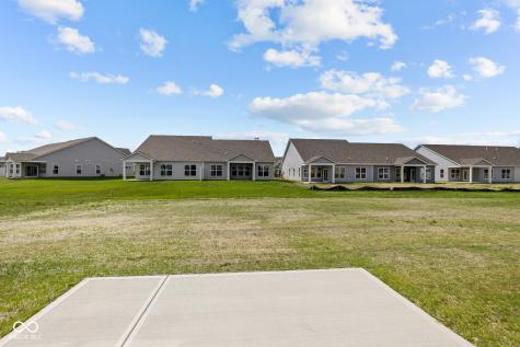 10627 Banyan Wood Court Indianapolis IN 46239