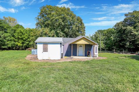 406 W Linden Street Colfax IN 46035