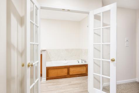 574 Memory Lane Carmel IN 46032