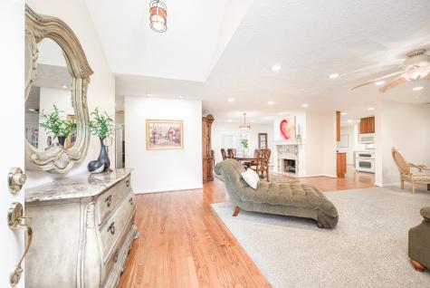 574 Memory Lane Carmel IN 46032
