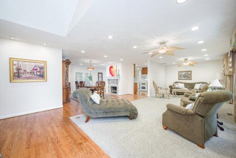 574 Memory Lane Carmel IN 46032