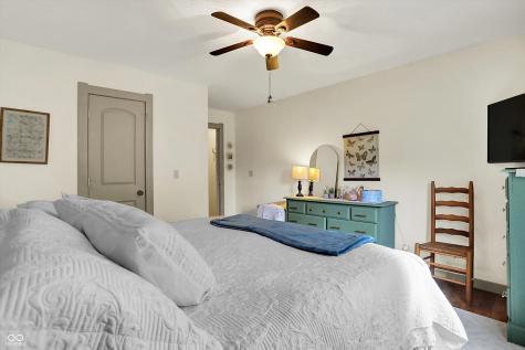 1630 N 400 W Bargersville IN 46106