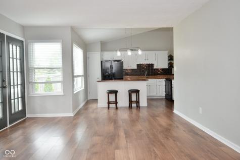 344 E Banta Road Indianapolis IN 46227