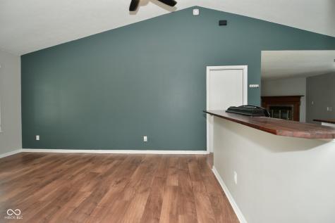 344 E Banta Road Indianapolis IN 46227