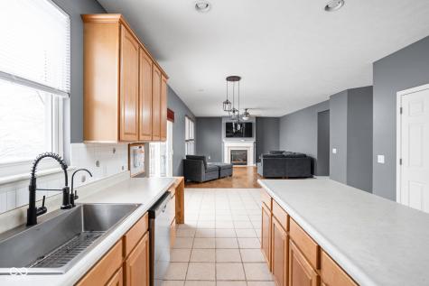 2048 Whitetail Court Avon IN 46123