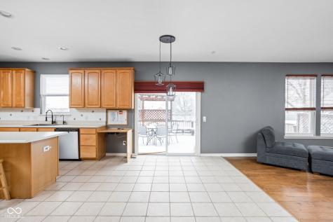 2048 Whitetail Court Avon IN 46123