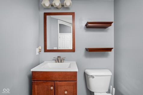 2048 Whitetail Court Avon IN 46123