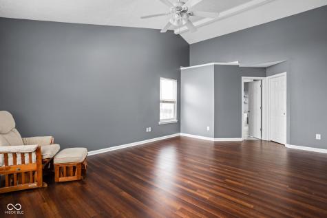 2048 Whitetail Court Avon IN 46123