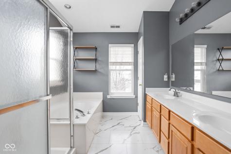 2048 Whitetail Court Avon IN 46123