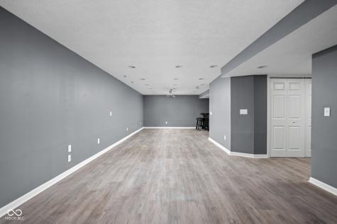 2048 Whitetail Court Avon IN 46123