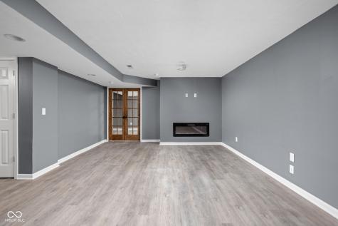 2048 Whitetail Court Avon IN 46123