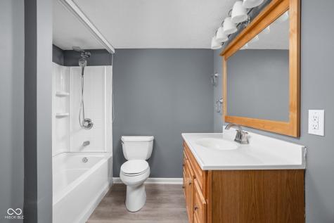 2048 Whitetail Court Avon IN 46123