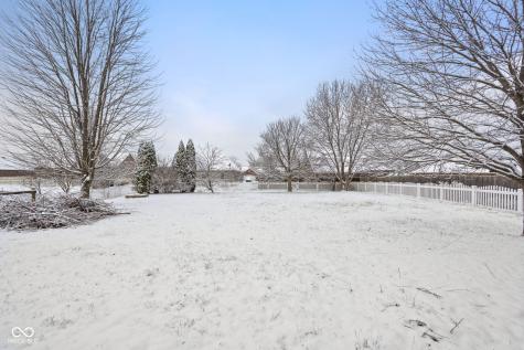 2048 Whitetail Court Avon IN 46123