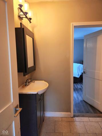 1512 Grand Avenue Columbus IN 47201