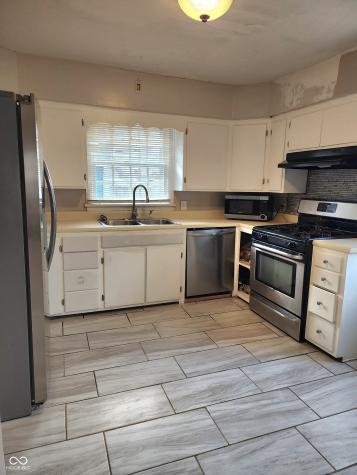 1512 Grand Avenue Columbus IN 47201