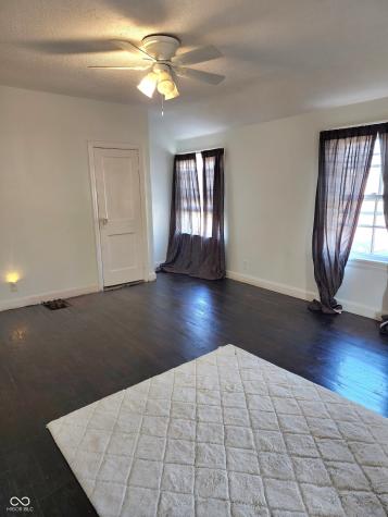1512 Grand Avenue Columbus IN 47201