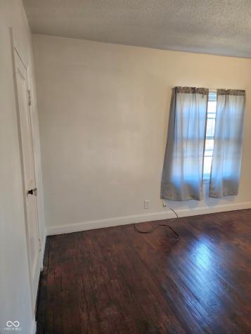 1512 Grand Avenue Columbus IN 47201
