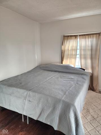 1512 Grand Avenue Columbus IN 47201