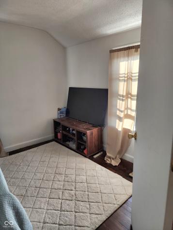 1512 Grand Avenue Columbus IN 47201