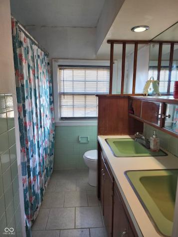 1512 Grand Avenue Columbus IN 47201