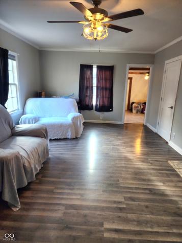 1512 Grand Avenue Columbus IN 47201