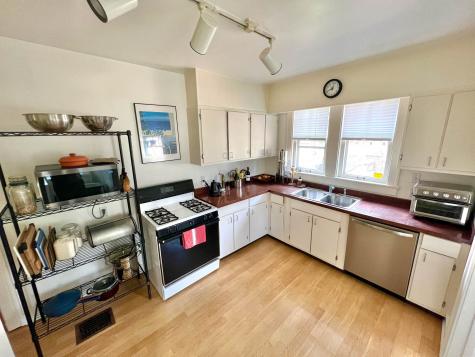 5786 Delaware Street Indianapolis IN 46220